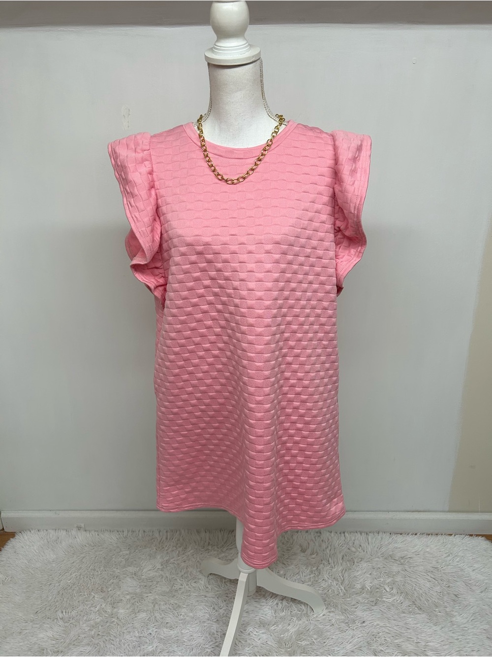 Pink Textured Ruffle Sleeve Shift Dress - Picture 1 of 4